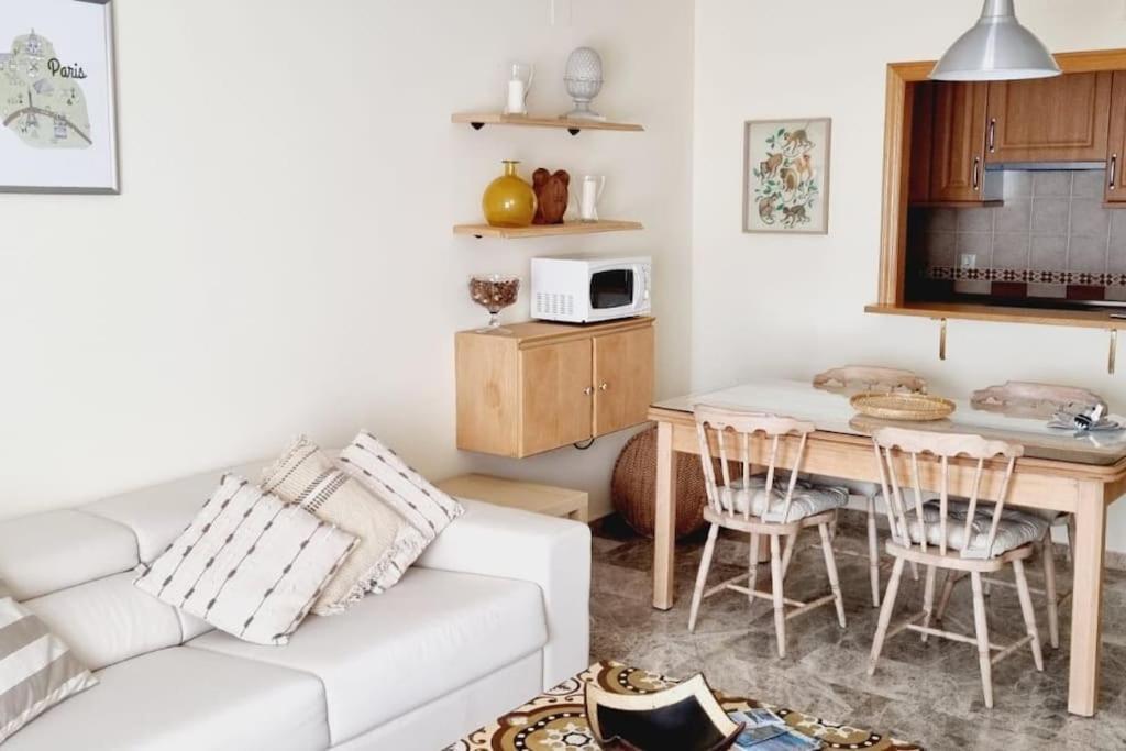 Apartamento Los Vencejos ルイデラ エクステリア 写真